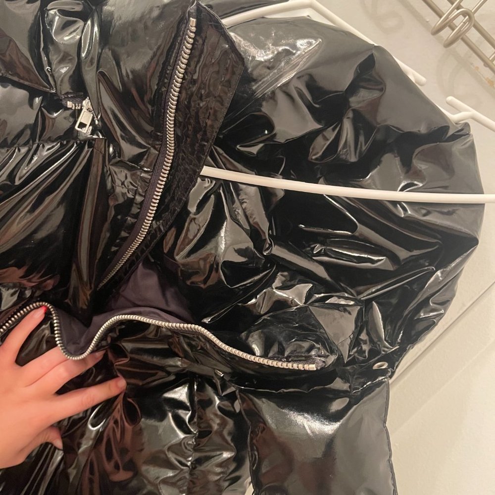 black jacket - Picture 5 of 5